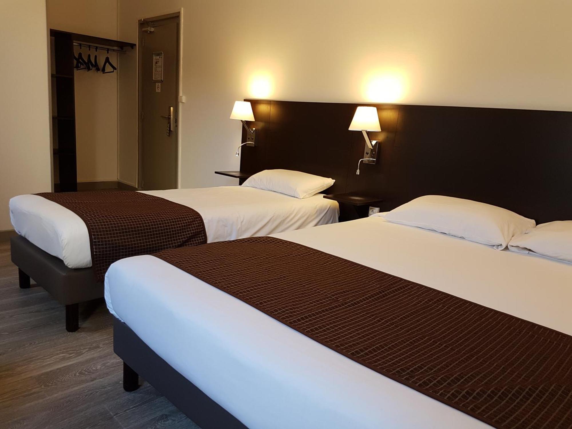 Nevers Hotel Exterior photo